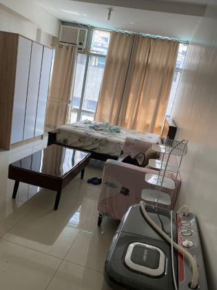 Fully Furniture Studio with Good Sunshine in The Stratosphere