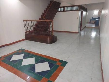 5 Bedroom House Unfurnished for Rent in Brgy Santolan Pasig