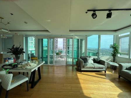 3 Bedroom Unit at Park Terraces near Garden Towers Makati