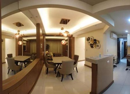 Fully Furnished 2 Bedroom Unit at Uptown Ritz for Rent