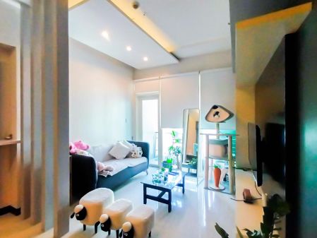 Fully Furnished 1BR for Rent in 8 Forbestown Road Taguig