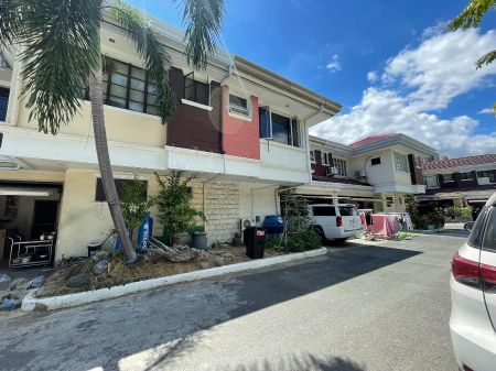 5 Bedroom Townhouse in Marina Bayhomes 
