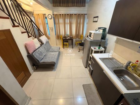 Fully Furnished 1 Bedroom in Eton Parkview Greenbelt