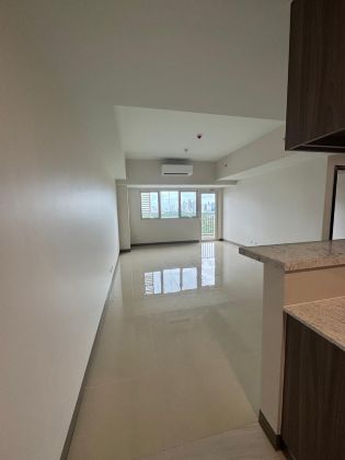 Semi Furnished 2 Bedroom Unit at Park McKinley West for Rent