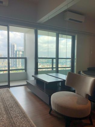 2 Bedroom Unit at Shang Salcedo Place for Rent