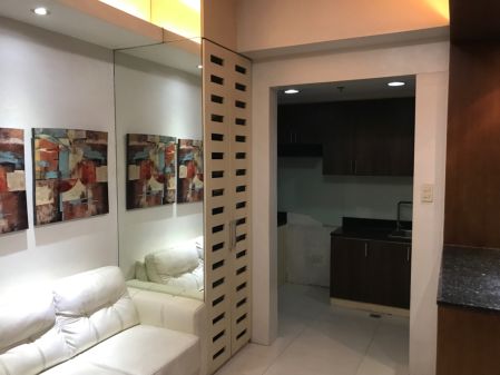1 Bedroom Loft  for Rent At Galleria de Magallanes with Parking