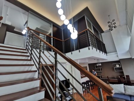 Fully Furnished 2 Bedroom in The Eton Residences Greenbelt