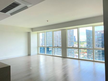 Unfurnished 3 Bedroom Unit at The Balmori Suites for Rent