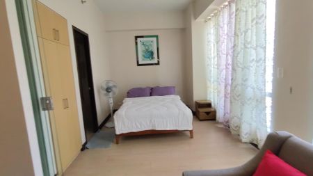 1BR with Balcony and Parking for Rent in Cebu at the One Pacific