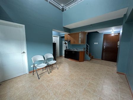 Semi Furnished 2 Bedroom Unit in McKinley Park Residences Bgc