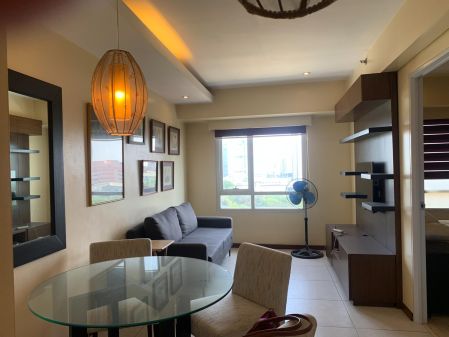 Fully Furnished 1 Bedroom Condo for Rent in the Columns