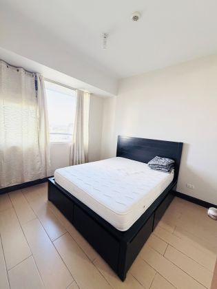 Semi Furnished 1 Bedroom with Balcony for Rent in Manhattan Heigh