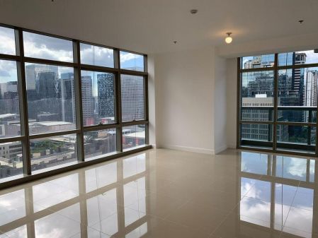 Fully Furnished 2BR for Rent in West Gallery Place Taguig