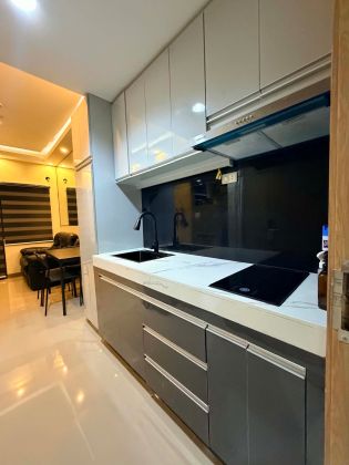 Stylish 2 Bedroom Unit with Reserved Parking at Bloom Residences