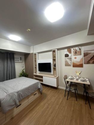Fully Furnished Studio Unit at Solinea for Rent