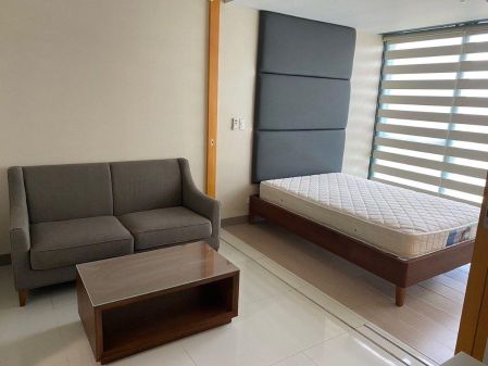 1 Bedroom Furnished For Rent in One Uptown Residences