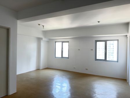 Stuidio Bare Type Avida Towers Cityflex