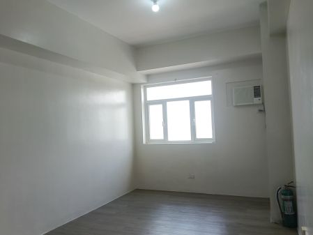 Bare Studio Unit at Vista GL Taft for Rent