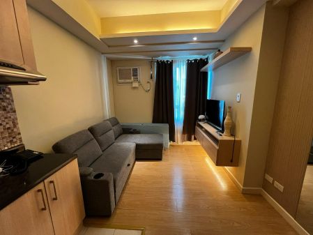 Studio Condo for Rent at The Grove by Rockwell