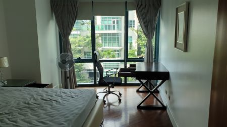 Fully Furnished 1 Bedroom Unit at Amorsolo Square East Tower