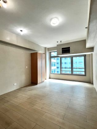 Bare Studio unit in Eastwood City