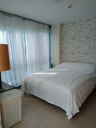 2BR for Rent in One Uptown Residences BGC