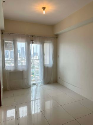 1BR for Rent Semi Furnished in Time Square West