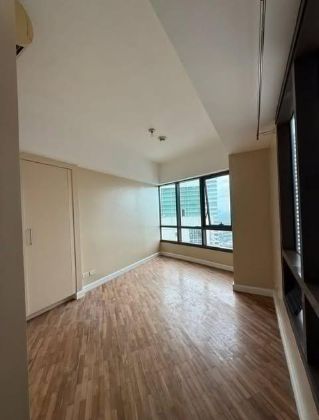 Studio Semi Furnished For Rent in Joya Lofts And Towers