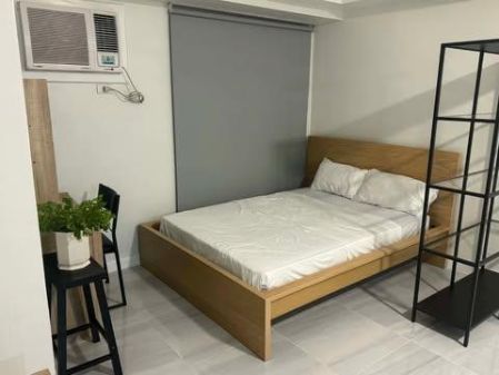 Studio Furnished for Rent in Two Maridien
