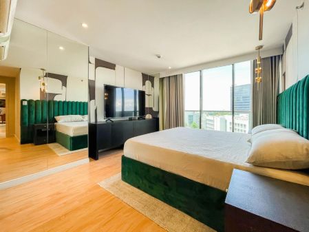 Penthouse 4 Bedroom Loft Unit for Lease in The Alabany Taguig