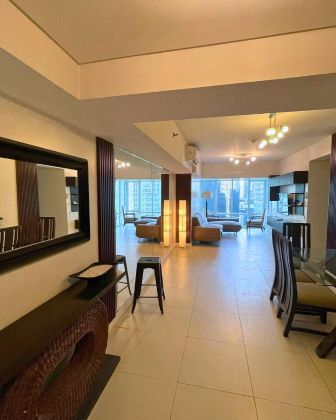 Fully Furnished 3 Bedrooms with Parking in Red Oak Tower