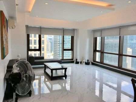 2 Bedrooms Furnished for Rent at Shang Grand Tower