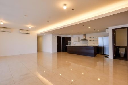 Live Above the City in One of BGCs Most Prestigious Addresses