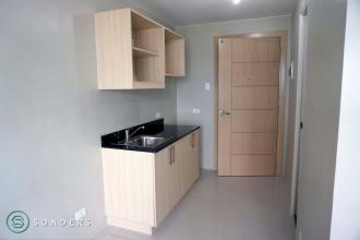 Unfurnished Studio with Aircon for Rent at Vista Taft