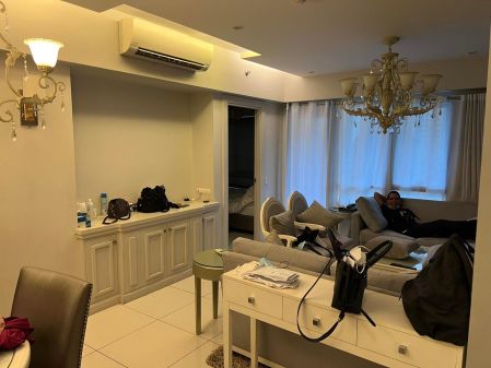 Fully Furnished 1BR for Rent in The Senta Makati