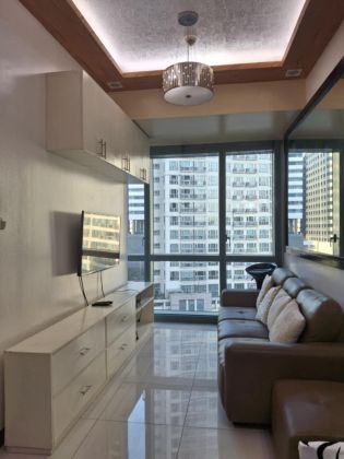 1BR Condo For Rent in 8 Forbestown Road 