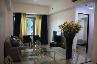 Fully Furnished 1BR with Parking at Bristol at Parkway Place