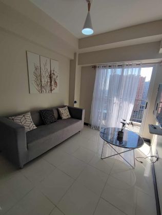 Fully Furnished 2 Bedroom Unit at Sheridan Towers for Rent