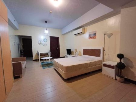 Modern City Living at Two Central Yours for Only P25K Month 31