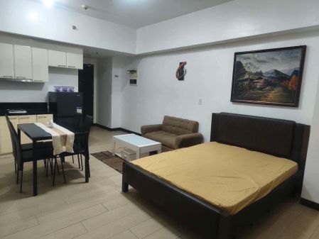 Venice Luxury Residences Studio with Balcony