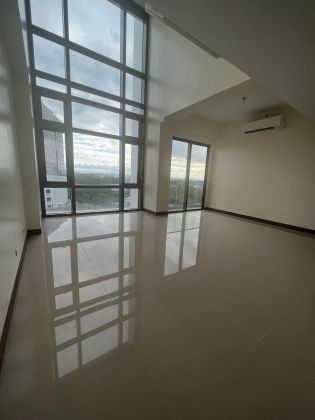 3 Bedroom for Rent at Albany Mckinley Hill
