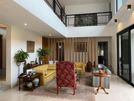 Ayala Alabang House for Rent 5 Bedrooms