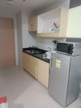 Fully Furnished Unit in Grass Residences with Parking Slot
