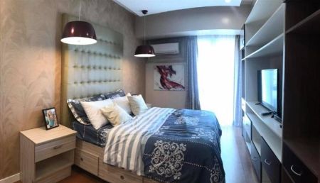 2 Bedroom Condo with Overlooking View in Marco Polo Residences
