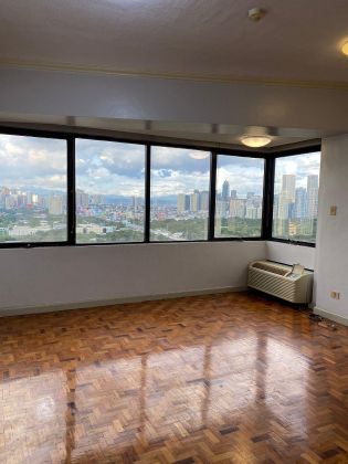 Semi Furnished 3BR with nice view for Rent, Renovated