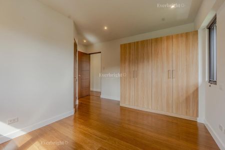 Paseo Parkview 1 Bedroom Condo Unit for Rent 8781