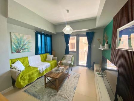 2BR Unit Fully Furnished at The Vantage at Kapitolyo w  Parking