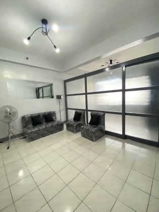 Semi Furnished 1 Bedroom for Rent Cityland Makati Executive