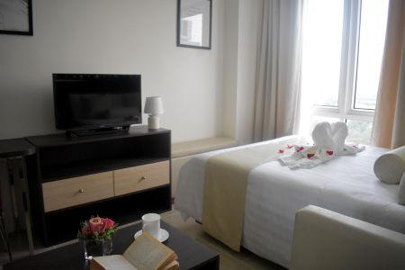 Feel the Hotel Ambiance in this Studio Type Fully Furnished Unit