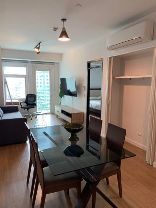 For Lease 1 Bedroom at Meranti Two Serendra